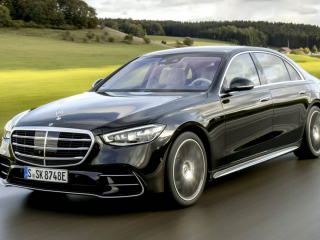 Khách hàng Mercedes thích xe xăng hơn xe điện